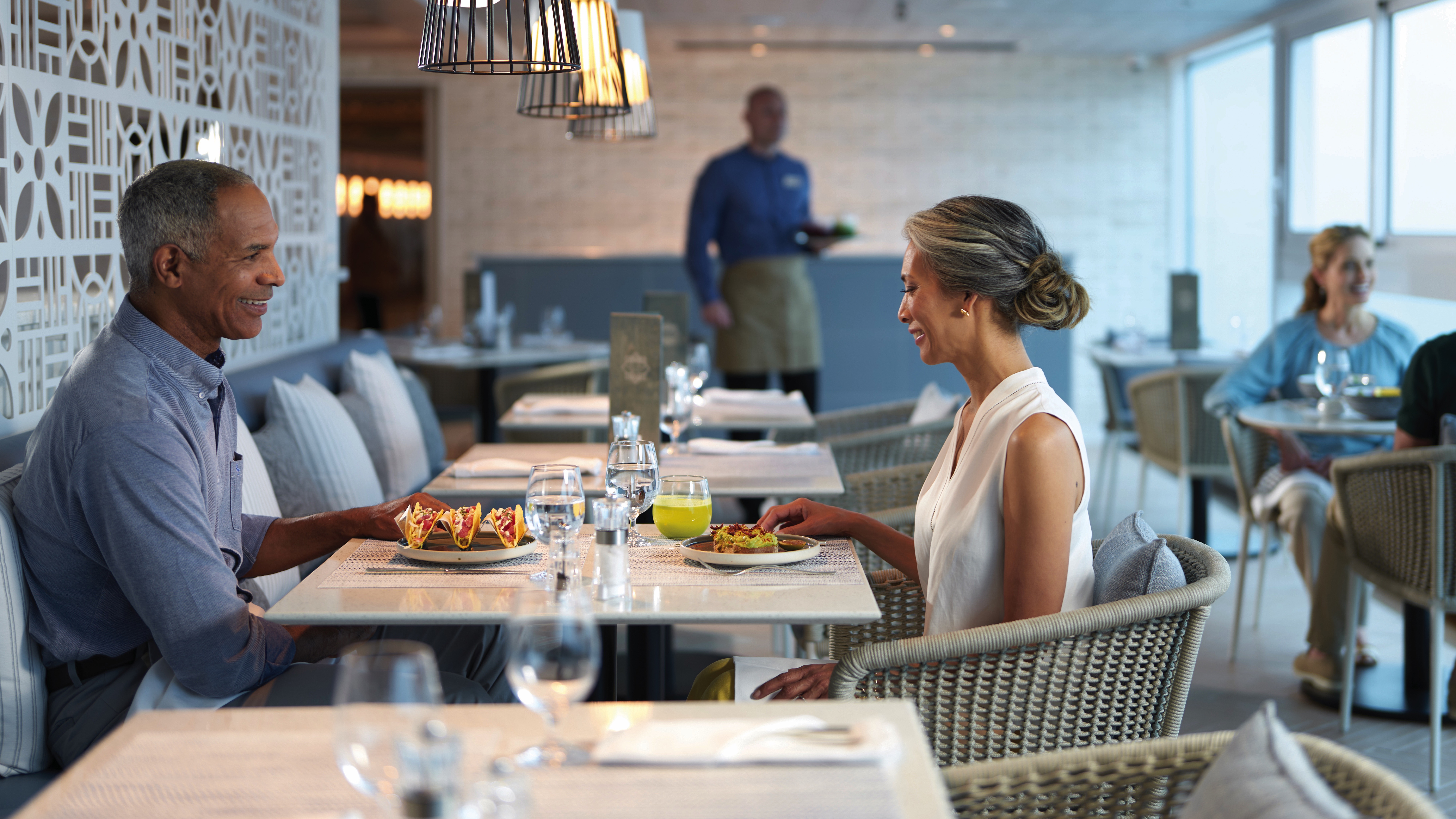 Oceania Marina - Aquamar Kitchen